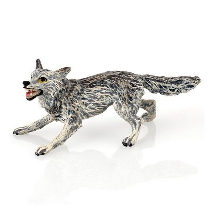 Wolf angreifend