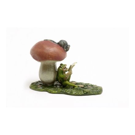 Frosch unter Pilz